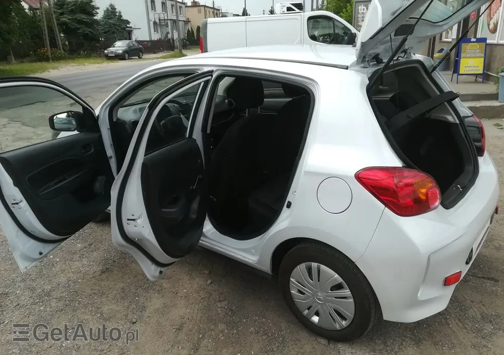 MITSUBISHI Space Star 1.2 AS&G Invite