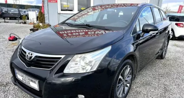 TOYOTA Avensis 