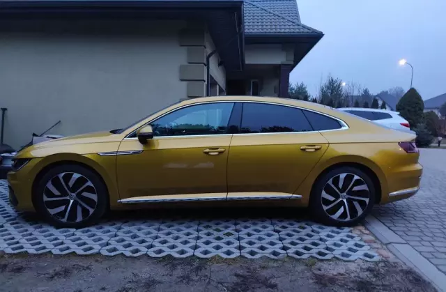 VOLKSWAGEN Arteon 