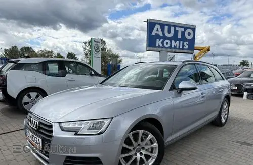 AUDI A4 