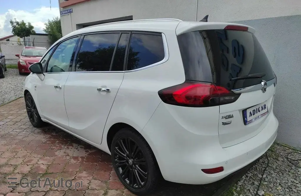 OPEL Zafira 