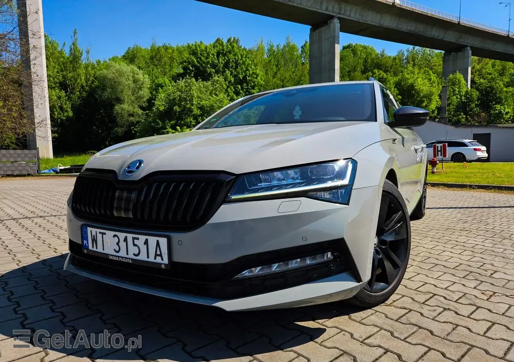 SKODA Superb 2.0 TDI SCR Sportline DSG