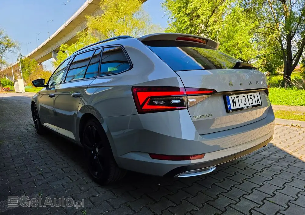 SKODA Superb 2.0 TDI SCR Sportline DSG