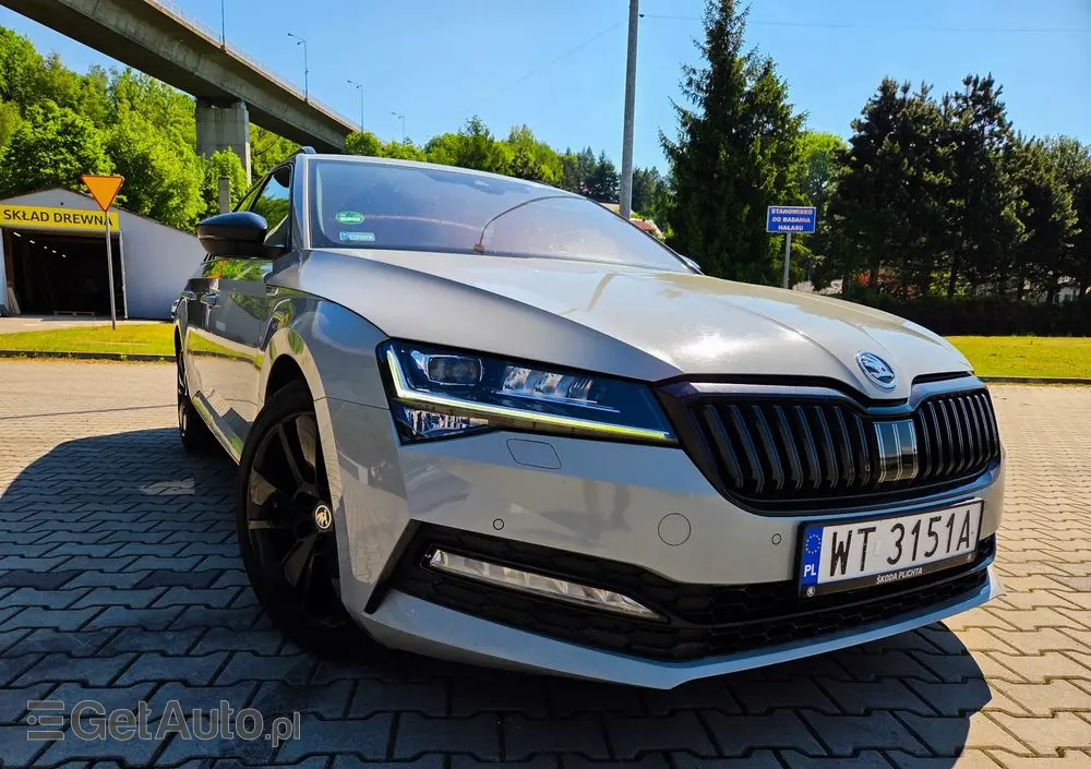 SKODA Superb 2.0 TDI SCR Sportline DSG