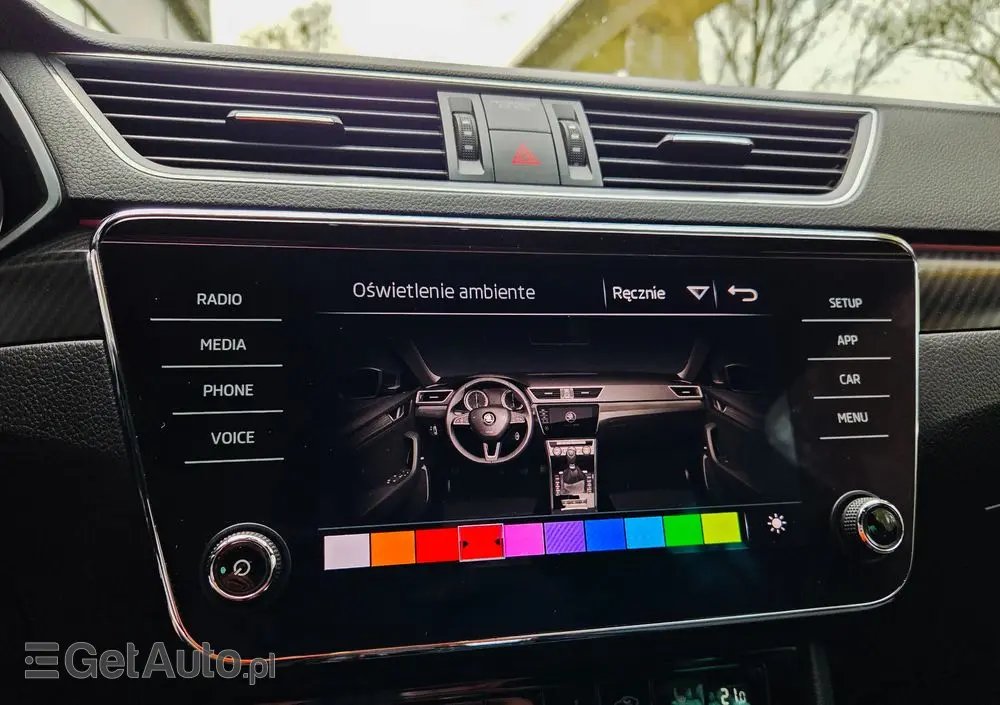 SKODA Superb 2.0 TDI SCR Sportline DSG