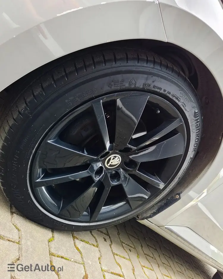 SKODA Superb 2.0 TDI SCR Sportline DSG