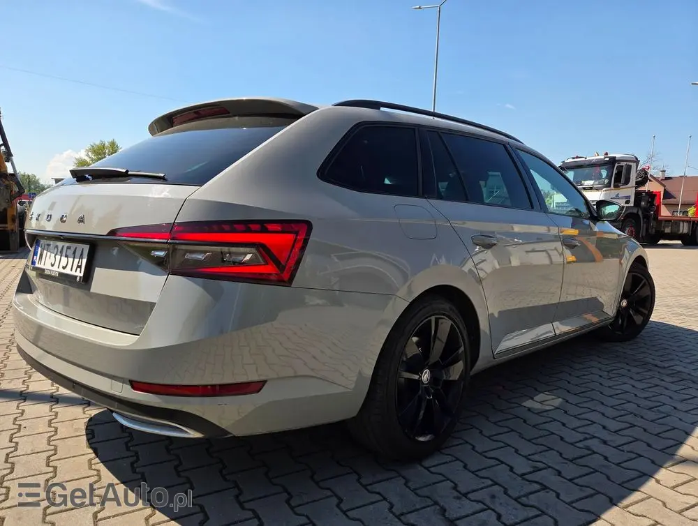 SKODA Superb 2.0 TDI SCR Sportline DSG