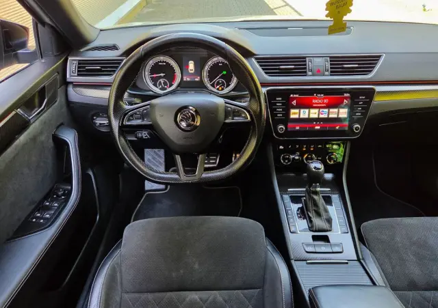 SKODA Superb 2.0 TDI SCR Sportline DSG