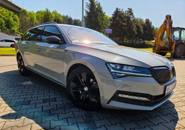 SKODA Superb 2.0 TDI SCR Sportline DSG