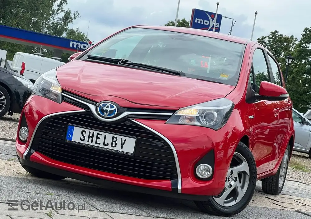 TOYOTA Yaris 