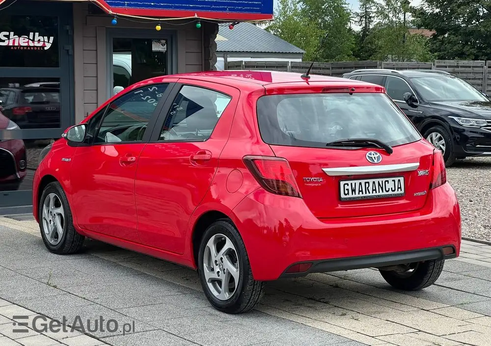 TOYOTA Yaris 