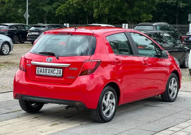 TOYOTA Yaris 