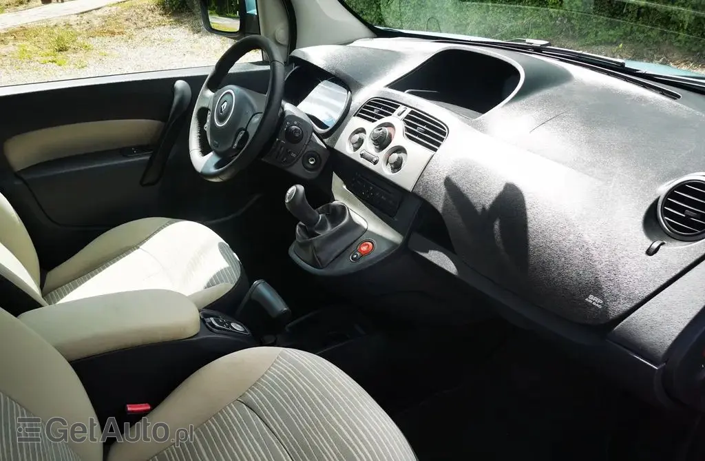 RENAULT Kangoo 