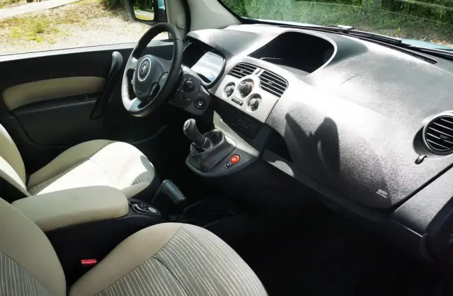 RENAULT Kangoo 