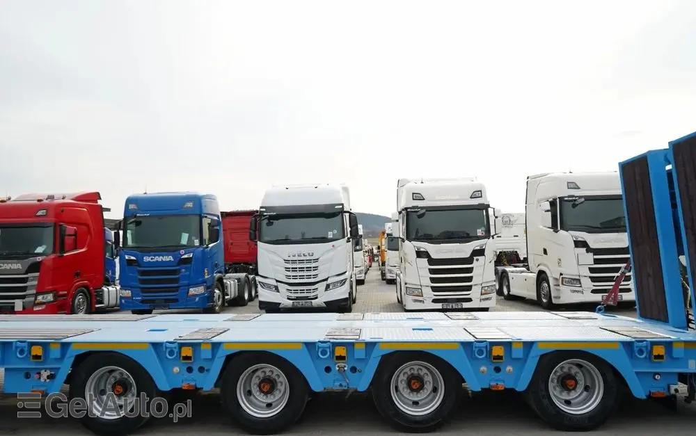 INNY KOMODO / KMD4 / NACZEPA LAWETA / NISKOPODWOZIE / OSIE SKRĘTNE / OŚ PODNOSZONA / NAJAZDY HYDRAULICZNE / 