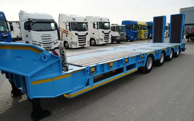 INNY KOMODO / KMD4 / NACZEPA LAWETA / NISKOPODWOZIE / OSIE SKRĘTNE / OŚ PODNOSZONA / NAJAZDY HYDRAULICZNE / 