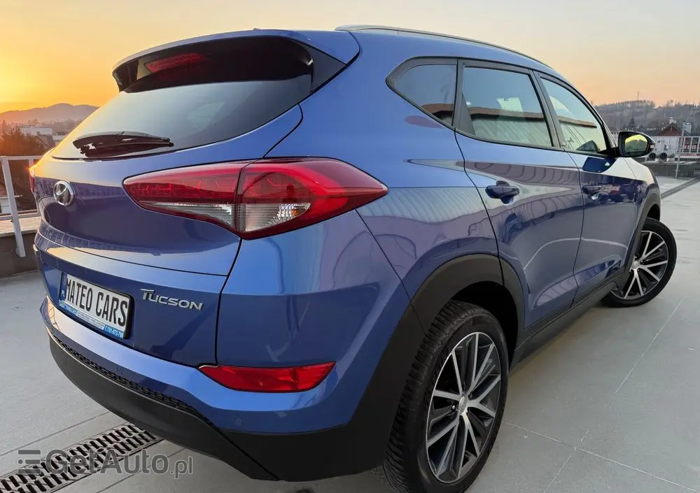 HYUNDAI Tucson 