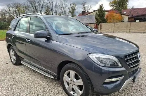 MERCEDES-BENZ ML 