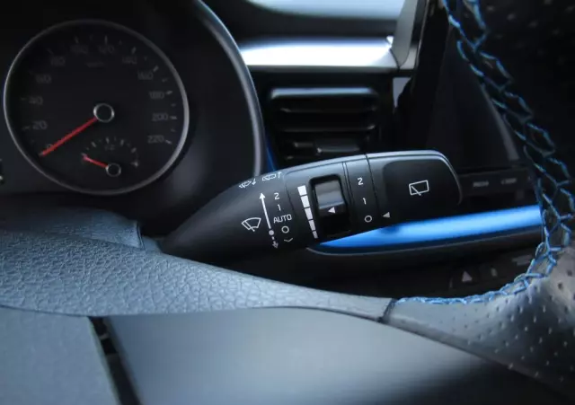 KIA Stonic 1.2 L Business Line