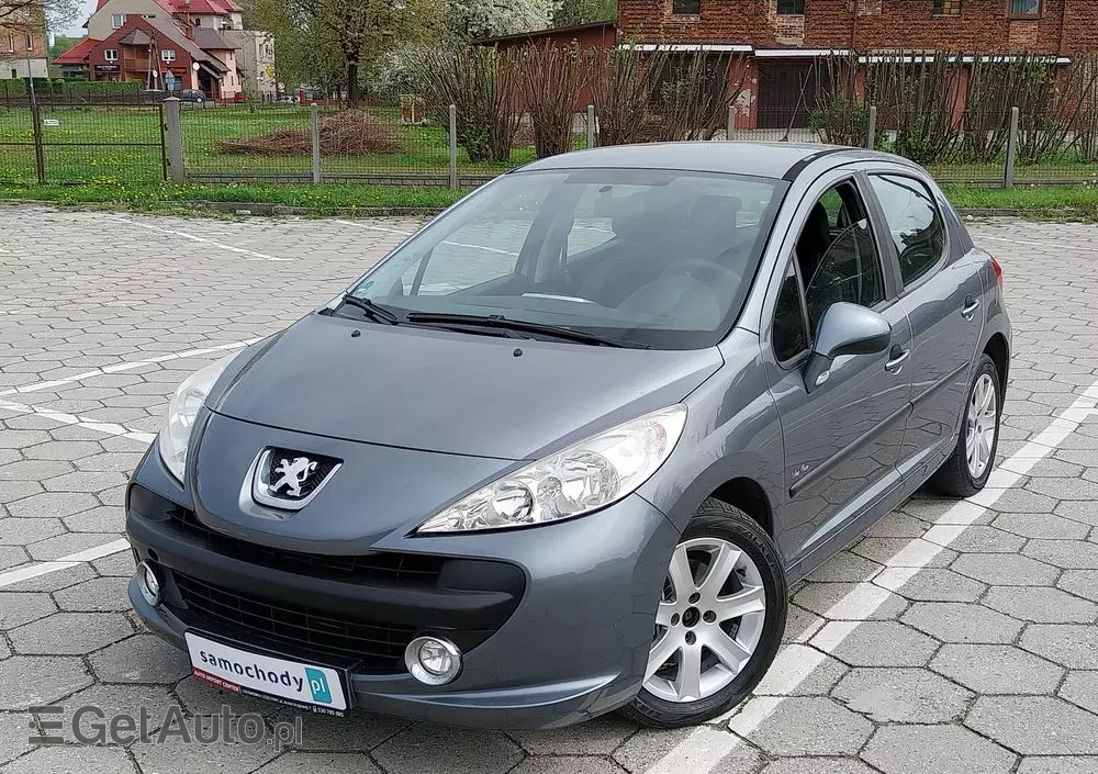 PEUGEOT 207 95 VTi Urban Style