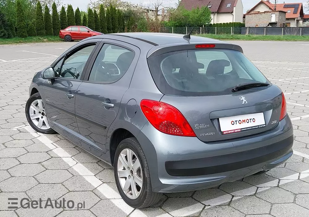 PEUGEOT 207 95 VTi Urban Style