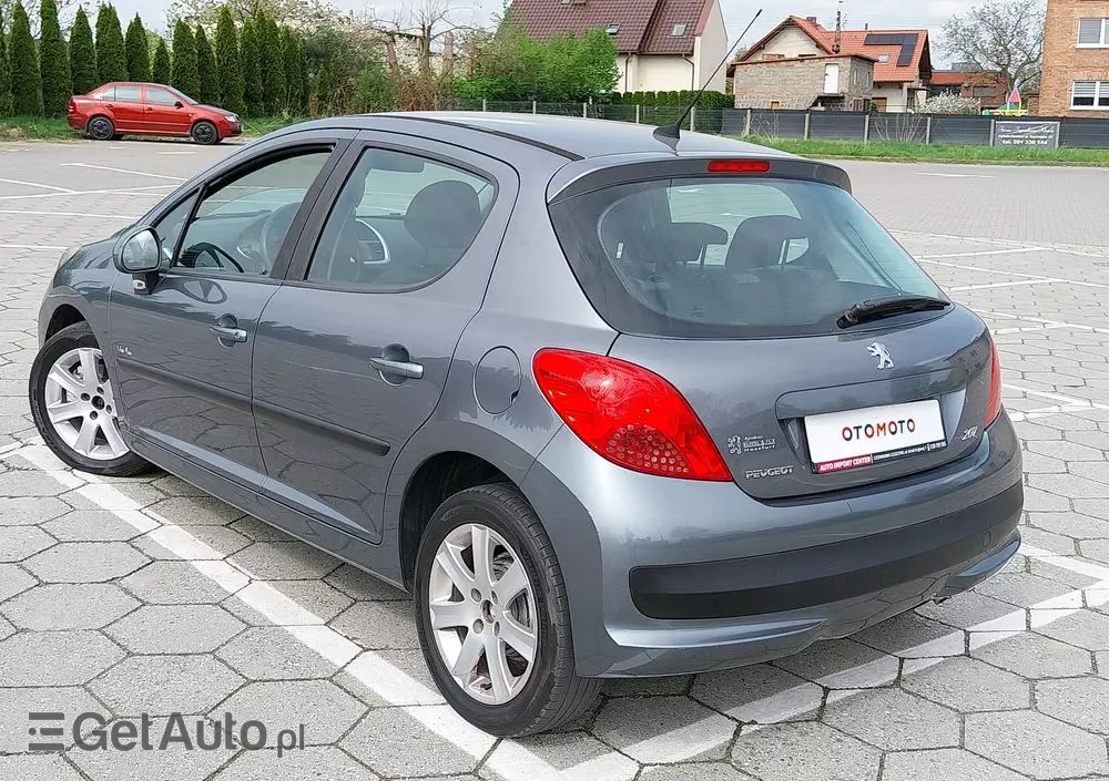 PEUGEOT 207 95 VTi Urban Style