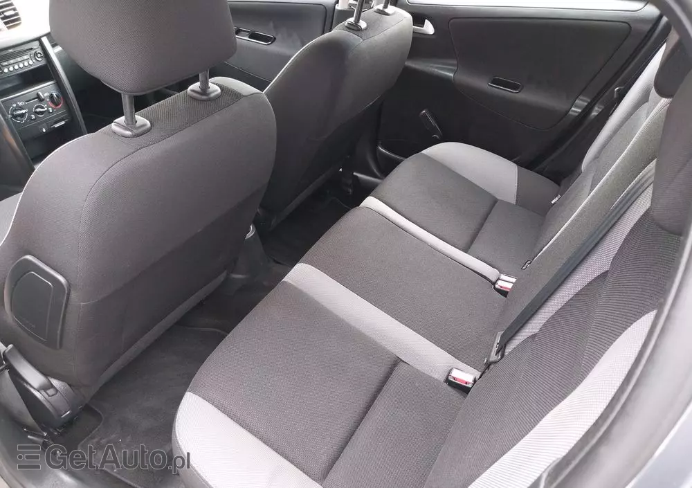 PEUGEOT 207 95 VTi Urban Style