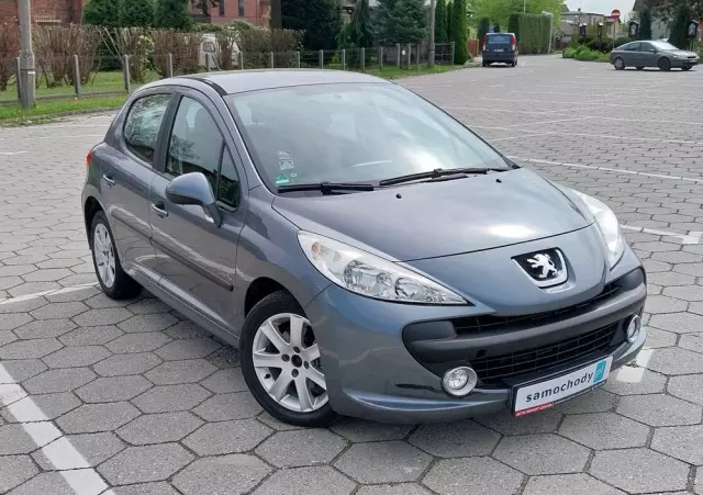 PEUGEOT 207 95 VTi Urban Style
