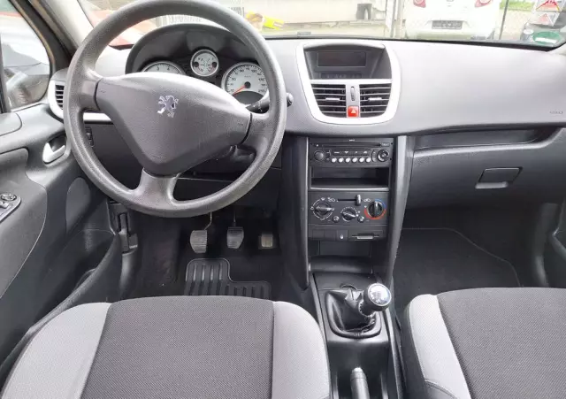 PEUGEOT 207 95 VTi Urban Style