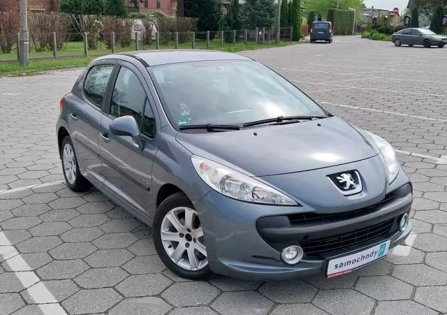 PEUGEOT 207 95 VTi Urban Style