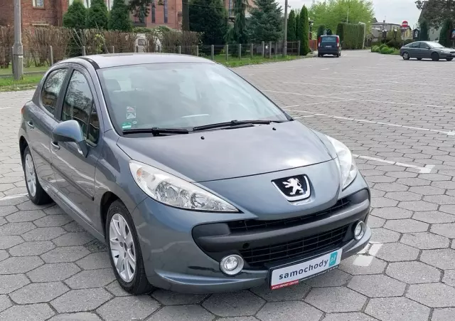 PEUGEOT 207 95 VTi Urban Style