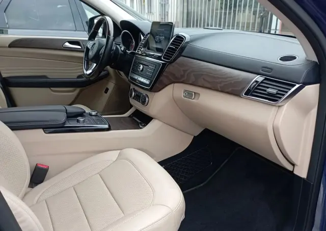 MERCEDES-BENZ GLE AMG 43 4-Matic
