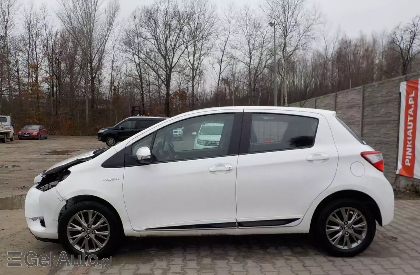 TOYOTA Yaris 