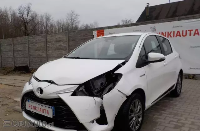 TOYOTA Yaris 