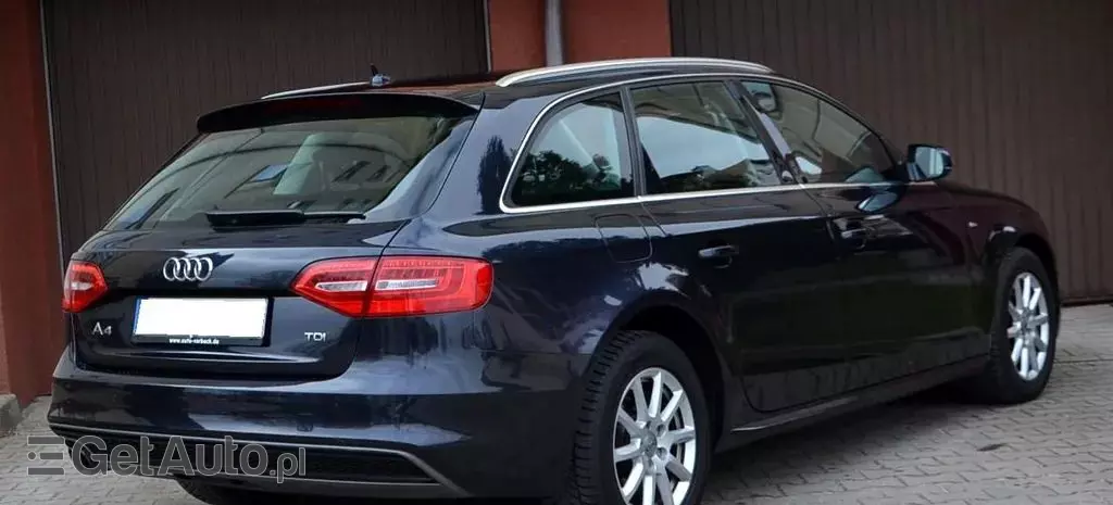 AUDI A4 
