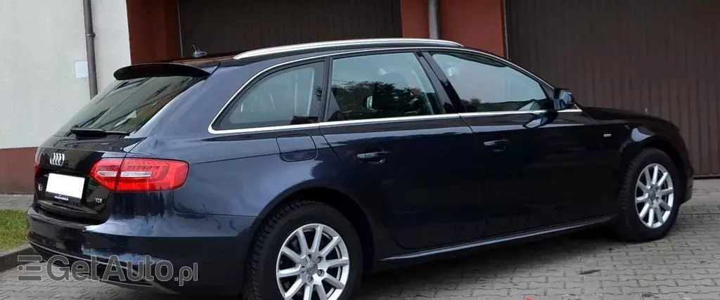 AUDI A4 