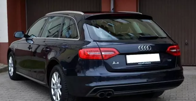 AUDI A4 