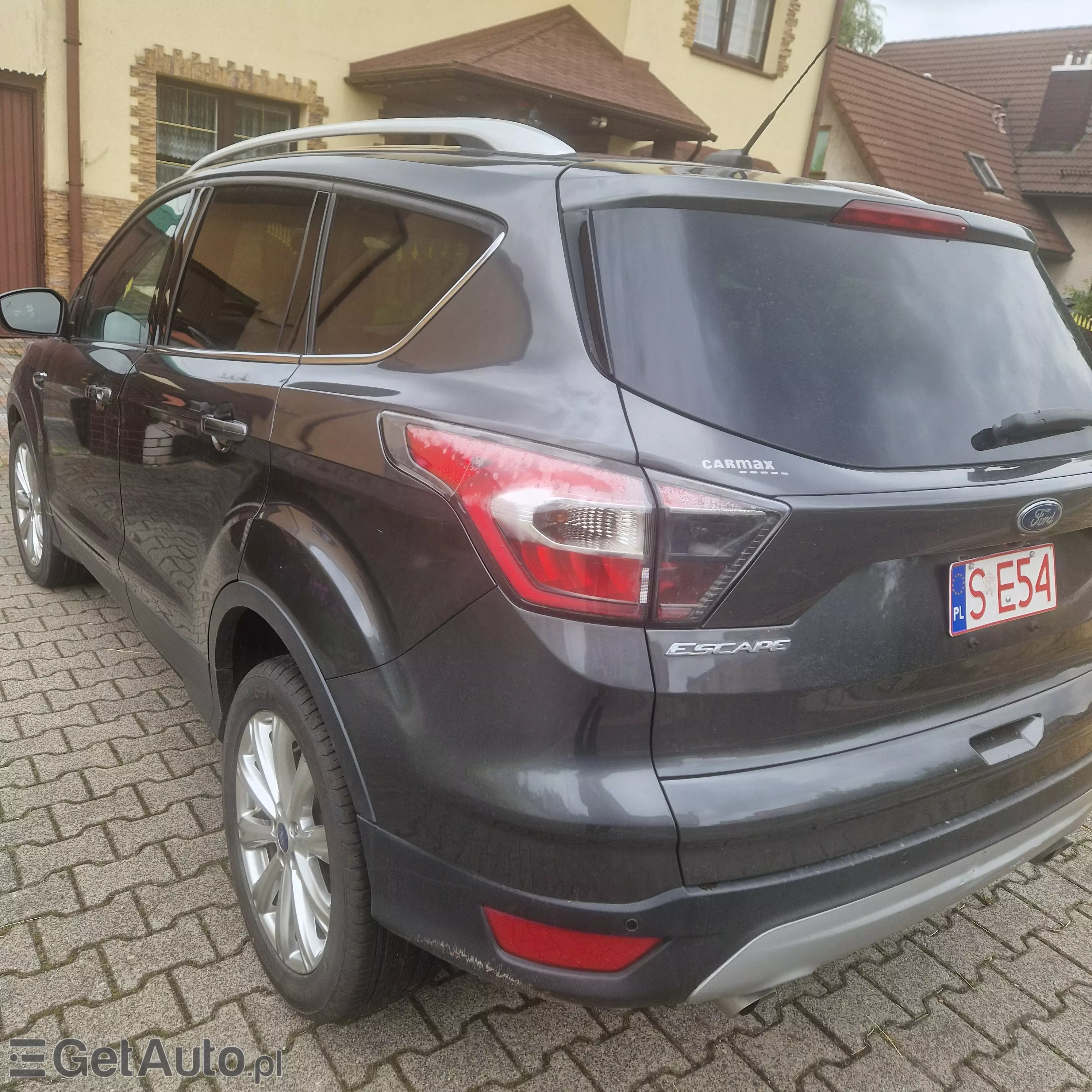 FORD Escape Titanium Sport Utility 4WD