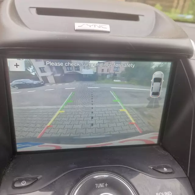 FORD Escape Titanium Sport Utility 4WD