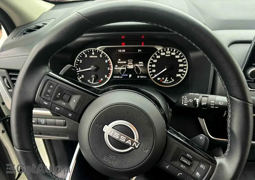 NISSAN Qashqai 1.3 DIG-T Tekna DCT