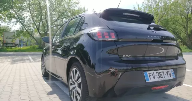 PEUGEOT 208 1.2 PureTech GPF Allure S&S