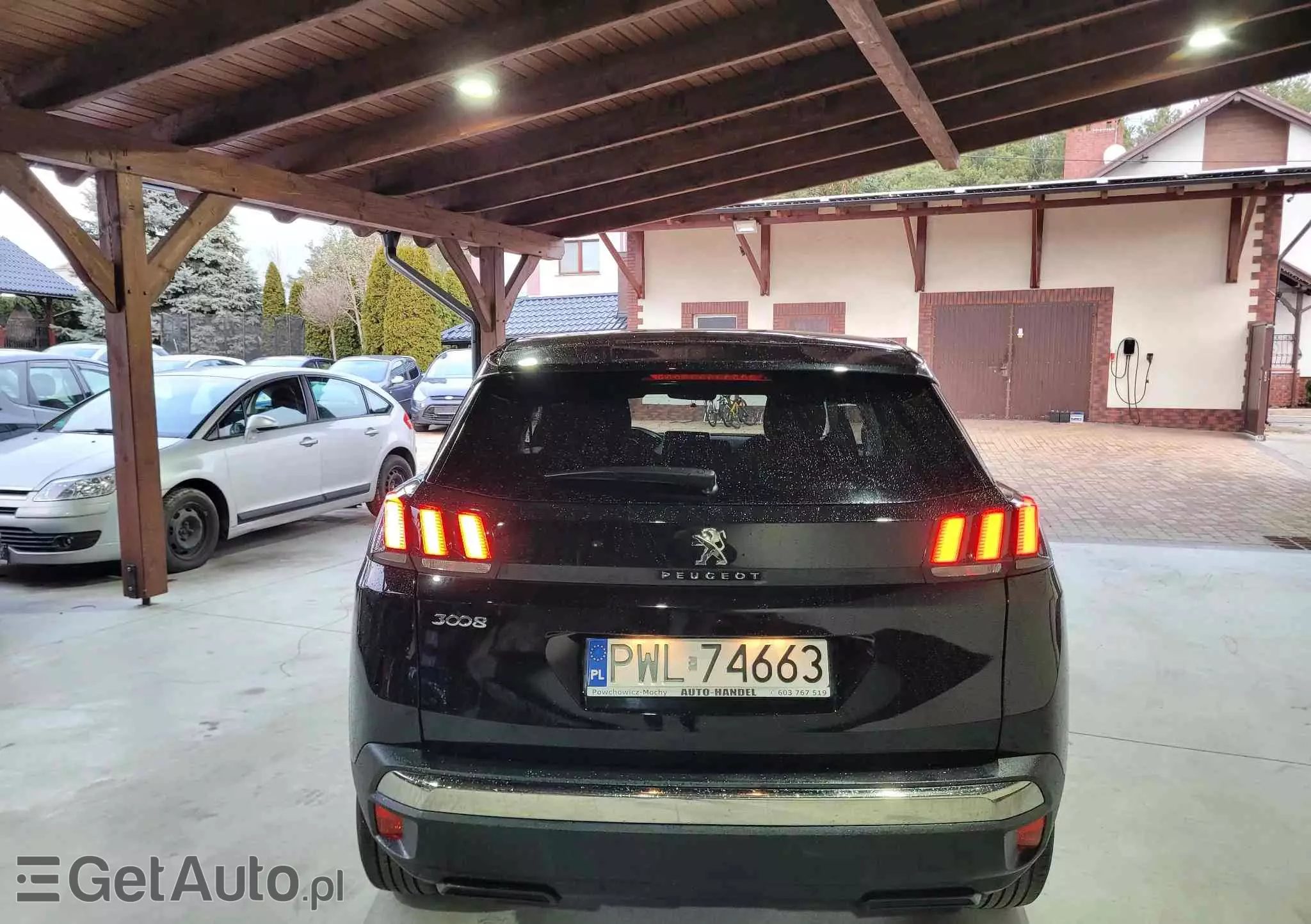 PEUGEOT 3008 1.5 BlueHDi Active S&S EAT8