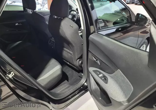 PEUGEOT 3008 1.5 BlueHDi Active S&S EAT8