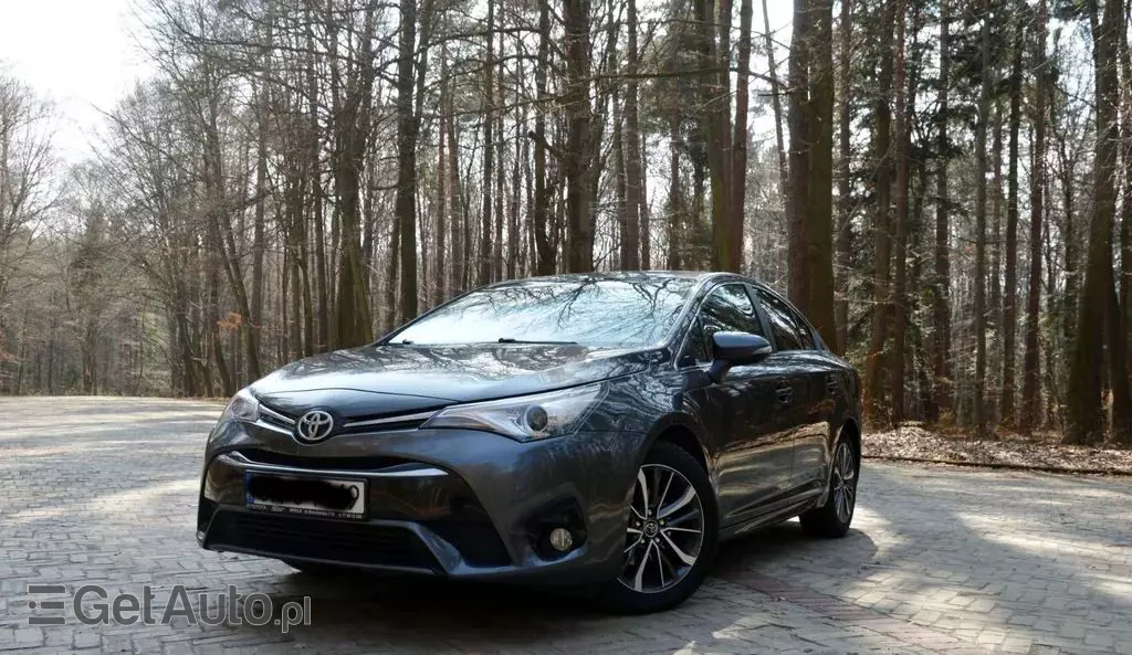 TOYOTA Avensis 