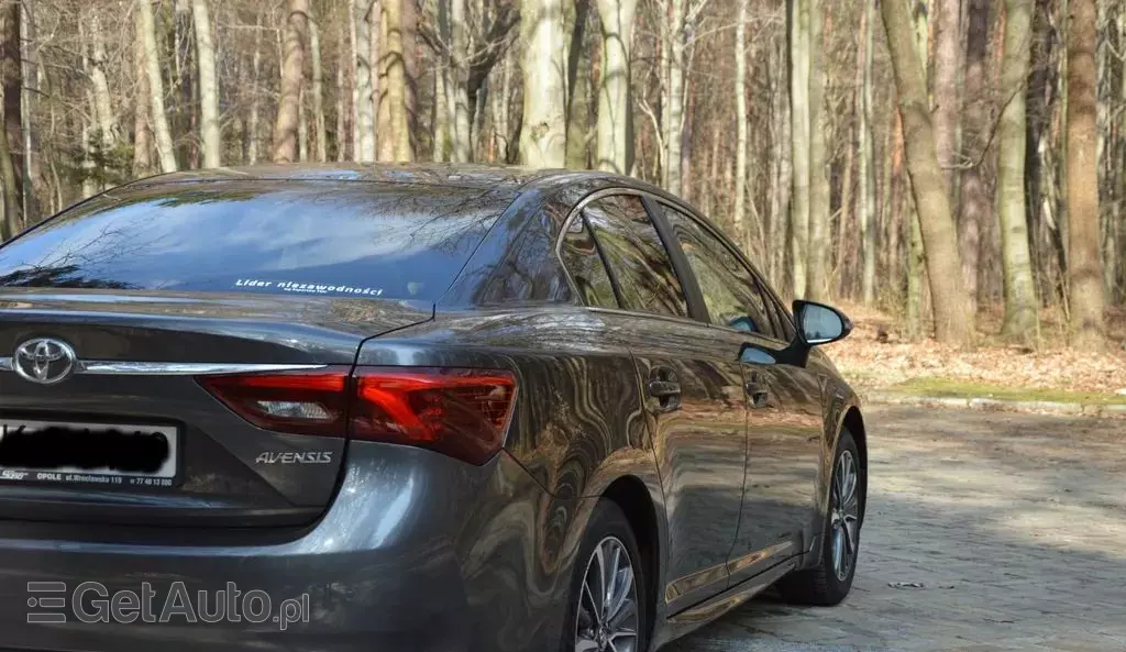 TOYOTA Avensis 
