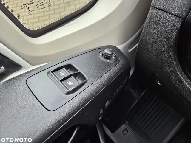 PEUGEOT Boxer 335 L2 Pro