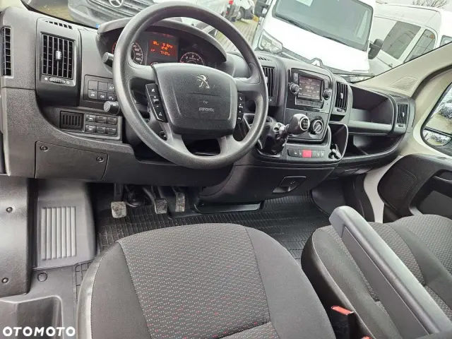 PEUGEOT Boxer 335 L2 Pro