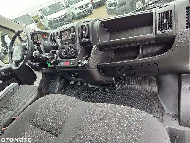 PEUGEOT Boxer 335 L2 Pro