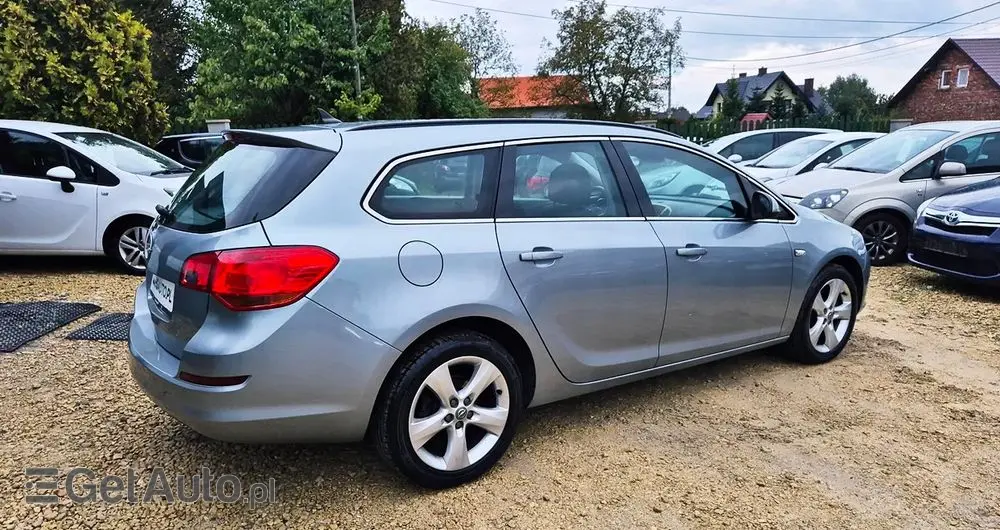 OPEL Astra 1.4 Turbo Edition Sport