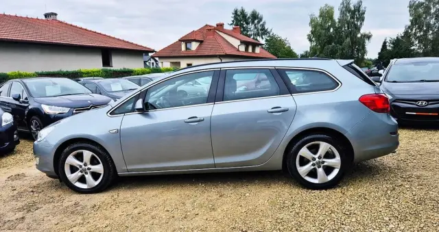 OPEL Astra 1.4 Turbo Edition Sport